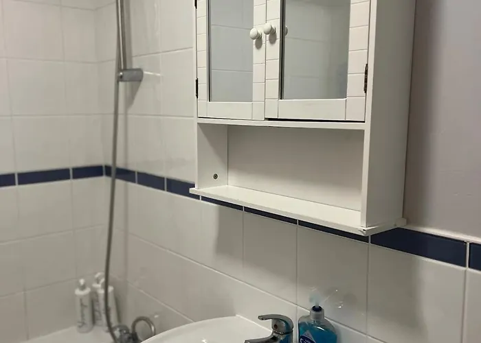 Stylish Modern Flat Calm And Comfortable * 布里斯托