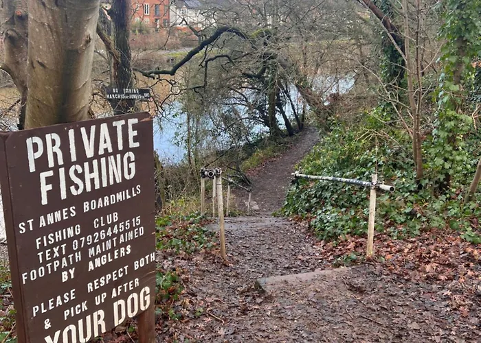 Stylish Modern Flat Calm And Comfortable