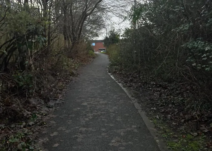 Stylish Modern Flat Calm And Comfortable Bristol